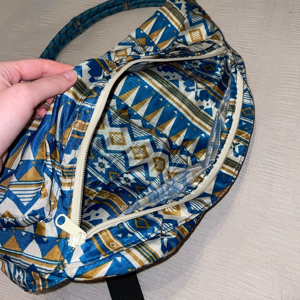 Kavu Backpack - Picture 2 of 4